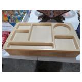 VTG SCHOOL LUNCH TRAYS