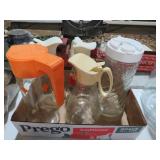 COLL. VTG CARAFES & SYRUP DISPENSERS