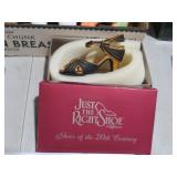 JUST THE RIGHT SHOE WITH ORIGINAL BOX