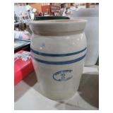 2 GAL MARSHALL POTTERY CROCK