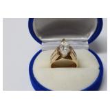 8 GRAM 14K GOLD WHITE STONE RING SIZE 6.75