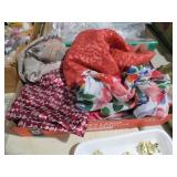 COLLECTION OF LADIES VINTAGE SCARVES