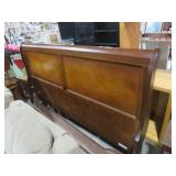 CHERRY KING SZ SLEIGH BED W/ RAILS