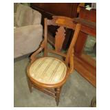 VICTORIAN STYLE WALNUT CHAIR W/ PADDED SEAT