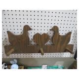 WOOD CARVED DUCK WALL MNT COAT HANGER