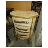 OVAL SHAPED 3 DWR CHEST