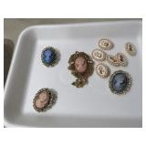 CAMEO STYLE BROOCHES & BUTTONS