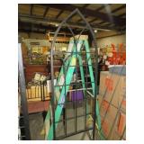 METAL BLACK ARCH YARD TRELLIS