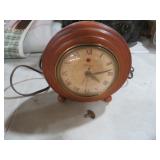TELECHRON WOOD ELECTRIC CLOCK