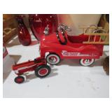METAL PEDEL CAR TRACTOR & BUSNESS CARD HOLDER