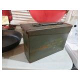NICE METAL MILITARY AMMO CAN