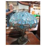 LEADED GLASS DRAGONFLY TABLE LAMP