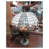 LEADED GLASS TABLE LAMP