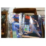 COLL. VINTAGE BASEBALL CARD MAGAZINES
