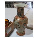 12" BEAUTIFUL ASIAN PAINTED VASE