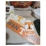 COLLECTION OF TENN VOLS ITEMS