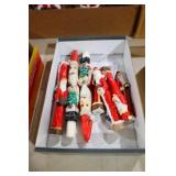COLL. SANTA CANDLES & FIGURES
