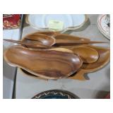 4 PC MCM MONKEYPOD WOOD SERVING SET