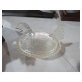 VTG INDIANA GLASS HEN ON NEST