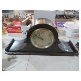 MAHOGANY WOOD CASE MANTLE CLOCK