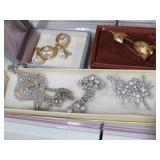 VTG RHINESTONE JEWELRY, BROOCHES & EARRINGS