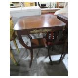 ANTIQUE 2 TIER SIDE TBL W/ GOLD LEAF DESIGN
