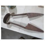 PRMITIVE METAL SHEEP SHEERS