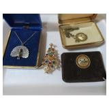 CHRISTMAS TREE BROOCH & MISC