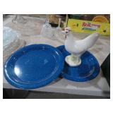(2) GRANITEWARE PLATES & CERAMIC ROOSTER