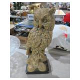 HEAVY RESIN OWL