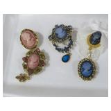 CAMEO STYLE BROOCHES