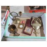 COLLECTION OF BRASS ITEMS