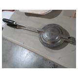 VINTAGE TOAST-TITE SANDWICH MAKER