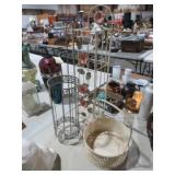 (3) METAL BASKET & STANDS