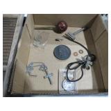 COLLECTION OF VINTAGE SMALL ITEMS