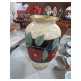 CERAMIC APPLE THEMED VASE