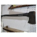 HEAVY DUTY FIBRE CORE AXE