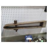 EARLY PRIMITIVE STRETCH CLAMP