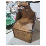 ANTIQUE WOOD SALT BOX