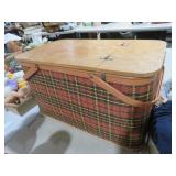 REMON PERUE INDIANA PICNIC BASKET