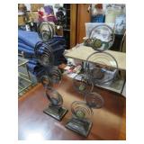 (2) METAL TABLE TOP ART DECOR PIECES