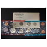 1969 SMS P&D UNC SET 40% HALF DOLLAR