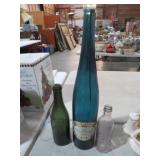 COLL. COLORED BOTTLES