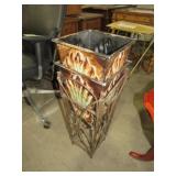 UNIQUE METAL PLANTER W/ STAND