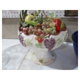 VIN MAJOLICA STYLE CERAMIC FRUIT BOWL