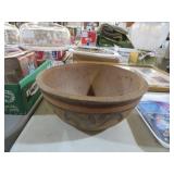 USA MARLED POTTERY BOWL