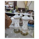PAIR OF FROSTED AND GOLD MC TABLE LAMPS NO SHADES