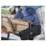 COLL OF WOMENS PURSES