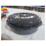 GRANITE WARE ROASTING PAN WITH LID