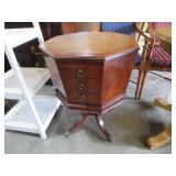 BEAUTIFUL CHERRY FINISH OCTANGULAR LEATHER TOP